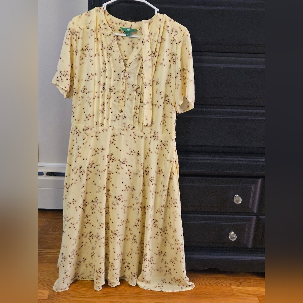 Cottagcore yellow dress with pink flowers